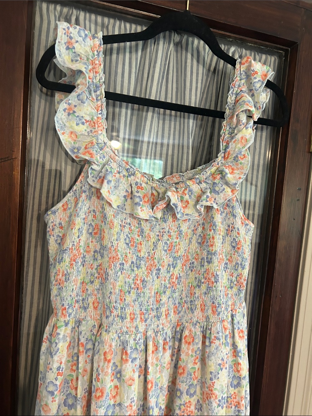 Old Navy Floral Ruffle Maxi Dress in Light Blue & Peach - Picture 3 of 4